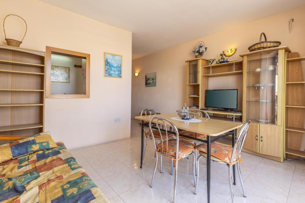 Lovely Seaview At St Paul's Bay Apartment